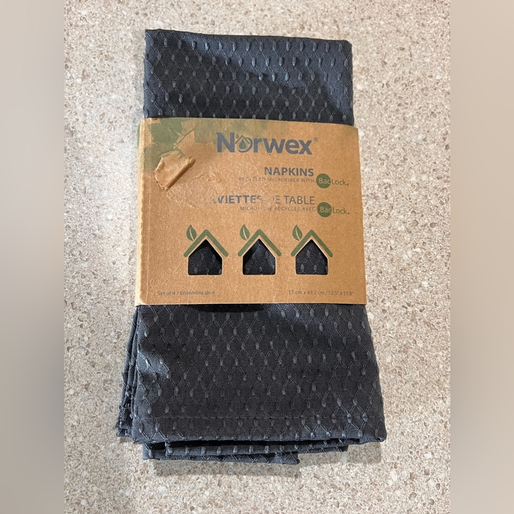 NWT Norwex BUNDLE 4 pcs NAPKINS Antibact REUSABLE